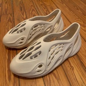 Yeezy Foam Runner ua reps